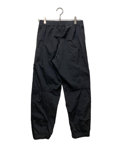 STONE ISLAND（ストーンアイランド）STONE ISLAND (ストーンアイランド) サイドロゴ トレーニングパンツ 811530919 V029 ブラック サイズ:W28の古着・服飾アイテム