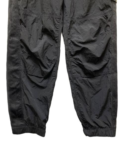 STONE ISLAND（ストーンアイランド）STONE ISLAND (ストーンアイランド) サイドロゴ トレーニングパンツ 811530919 V029 ブラック サイズ:W28の古着・服飾アイテム