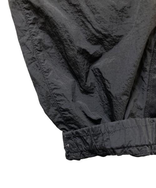 STONE ISLAND（ストーンアイランド）STONE ISLAND (ストーンアイランド) サイドロゴ トレーニングパンツ 811530919 V029 ブラック サイズ:W28の古着・服飾アイテム