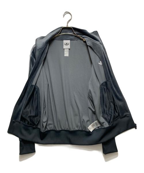 adidas（アディダス）adidas (アディダス) FIREBIRD VELOUR TRACK TOP(ファイアーバードベロアトラックトップ)　 グレー サイズ:XSの古着・服飾アイテム