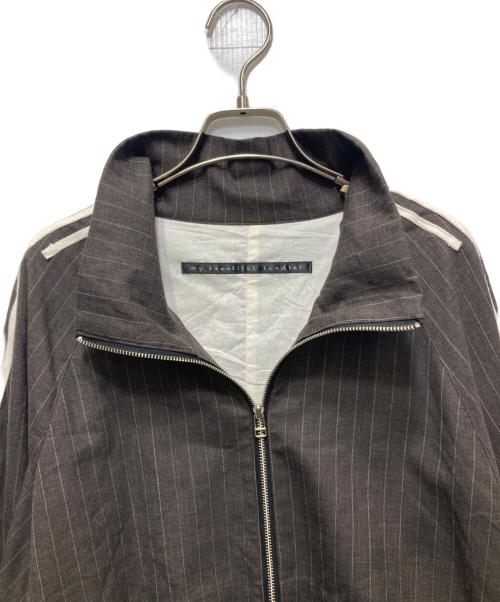 My Beautiful Landlet（マイビューティフルランドレット）My Beautiful Landlet (マイビューティフルランドレット) TROPICAL CLOTH SIDE LINE ZIP BLOUZON / WN04-BZ231041 ブラウンの古着・服飾アイテム