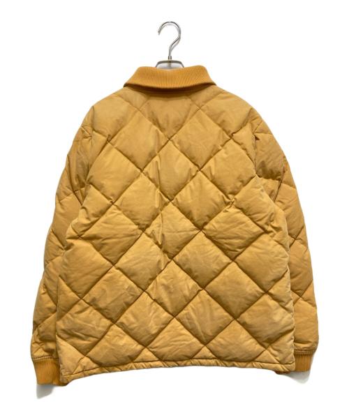 REMI RELIEF（レミレリーフ）REMI RELIEF (レミレリーフ) BEAMS PLUS (ビームスプラス) 別注 キルティングダウンジャケット / RN27353291B+ マスタード サイズ:XLの古着・服飾アイテム