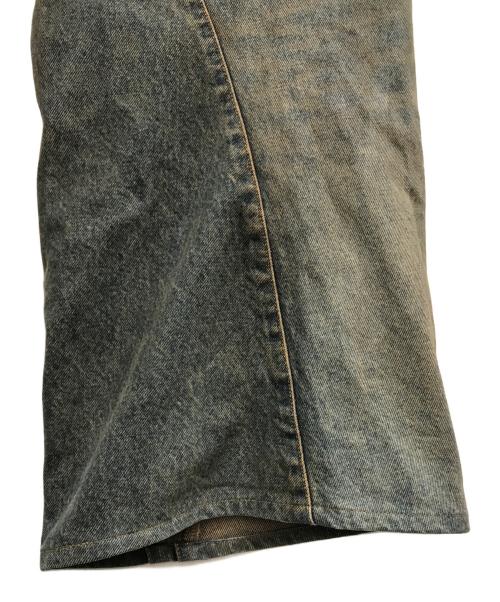 NVRFRGT（ネヴァーフォーゲット）NVRFRGT (ネヴァーフォーゲット) 3D TWIST WIDE LEG JEANS/ツイストワイドレッグジーンズ インディゴ サイズ:1の古着・服飾アイテム