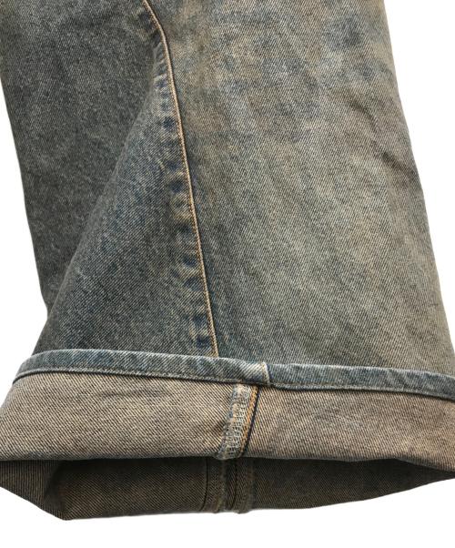 NVRFRGT（ネヴァーフォーゲット）NVRFRGT (ネヴァーフォーゲット) 3D TWIST WIDE LEG JEANS/ツイストワイドレッグジーンズ インディゴ サイズ:1の古着・服飾アイテム