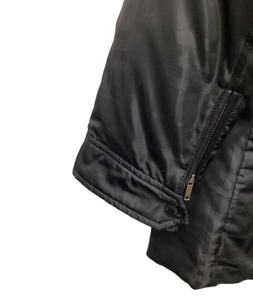 BURBERRY LONDON（バーバリーロンドン）BURBERRY LONDON (バーバリーロンドン) シャドーチェック ダウンコート / BBN77-723-09 ブラック サイズ:Lの古着・服飾アイテム