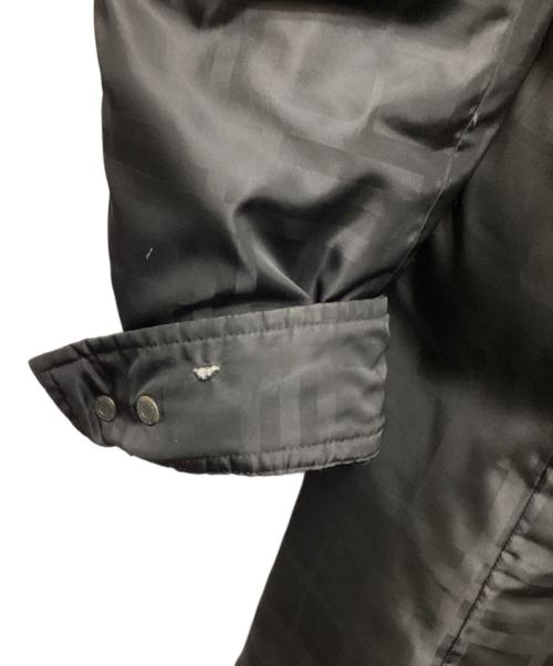 BURBERRY LONDON（バーバリーロンドン）BURBERRY LONDON (バーバリーロンドン) シャドーチェック ダウンコート / BBN77-723-09 ブラック サイズ:Lの古着・服飾アイテム