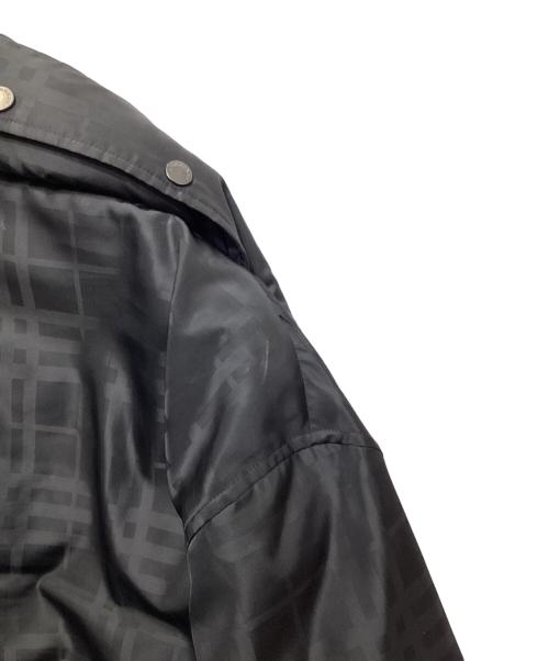 BURBERRY LONDON（バーバリーロンドン）BURBERRY LONDON (バーバリーロンドン) シャドーチェック ダウンコート / BBN77-723-09 ブラック サイズ:Lの古着・服飾アイテム