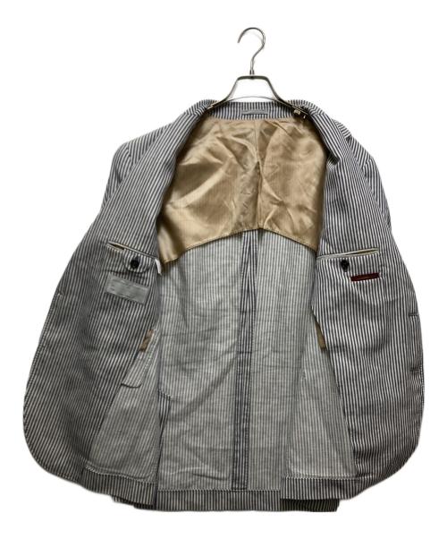 BRUNELLO CUCINELLI（ブルネロクチネリ）BRUNELLO CUCINELLI (ブルネロクチネリ) 段返り3B ストライプ柄 テーラードジャケット　イタリア製 ホワイト×ネイビー サイズ:52の古着・服飾アイテム
