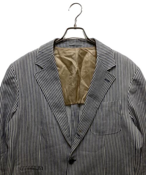 BRUNELLO CUCINELLI（ブルネロクチネリ）BRUNELLO CUCINELLI (ブルネロクチネリ) 段返り3B ストライプ柄 テーラードジャケット　イタリア製 ホワイト×ネイビー サイズ:52の古着・服飾アイテム