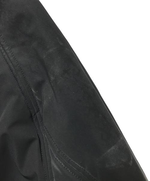 nonnative（ノンネイティブ）nonnative (ノンネイティブ) TROOPER PUFF BLOUSON POLY TWILL STRETCH DICROS® SOLO WITH GORE-TEX INFINIUM™ NN-JU4201 ブラック サイズ:2の古着・服飾アイテム