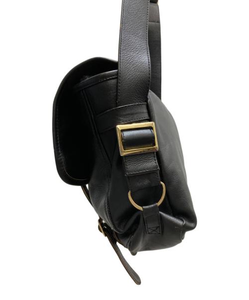 CCU（シーシーユー）CCU (シーシーユー) FLAP SHOULDER BAG/フラップショルダーバッグ ブラックの古着・服飾アイテム