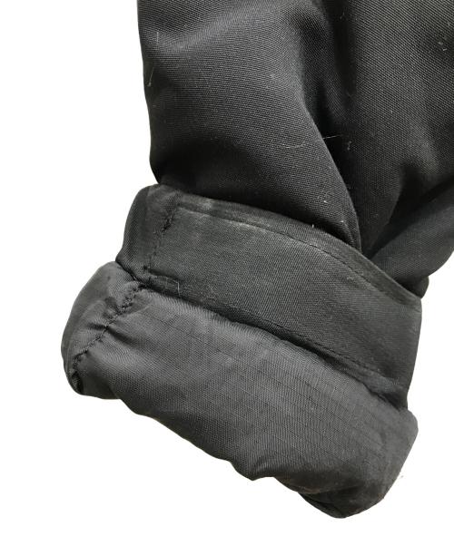 US ARMY（ユーエスアーミー）US ARMY (ユーエスアーミー) MILITARY GEN3 Primaloft Level 7 ECW Parka/レベルセブン/エクワックス ブラック サイズ:XSの古着・服飾アイテム