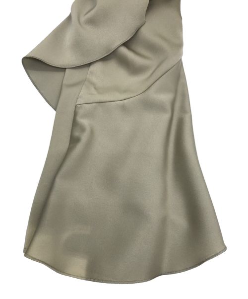 anuans（アニュアンス）anuans (アニュアンス) ツイストフリルVネックブラウス カーキ サイズ:Fの古着・服飾アイテム