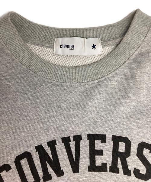 CONVERSE TOKYO（コンバーストウキョウ）CONVERSE TOKYO (コンバーストウキョウ) VOLUME SLEEVE LOGO SWEAT グレー サイズ:表記無の古着・服飾アイテム
