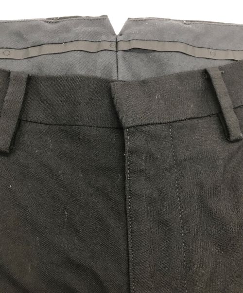 UNDERCOVER（アンダーカバー）UNDERCOVER (アンダーカバー) ヒザアキ裾Wスラックス ブラック サイズ:2の古着・服飾アイテム