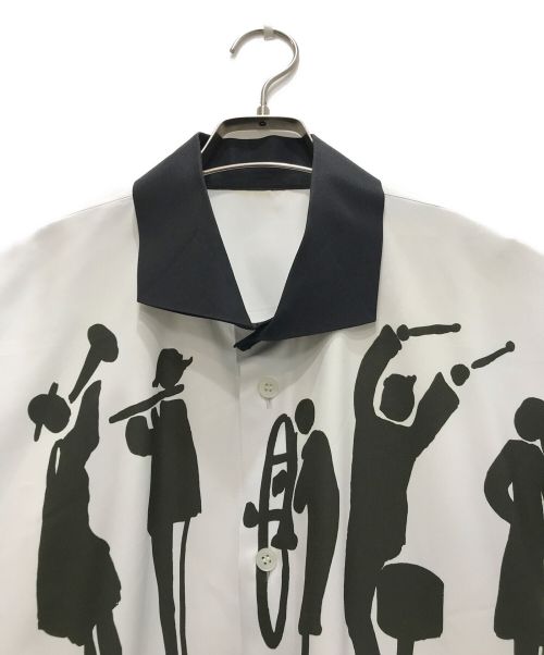 HOMME PLISSE ISSEY MIYAKE（オム プリッセ イッセイ ミヤケ）HOMME PLISSE ISSEY MIYAKE (オムプリッセ イッセイ ミヤケ) PRESS PRINT SHIRT/プレスプリントシャツ/20AWコレクション グレー×ブラック サイズ:3の古着・服飾アイテム