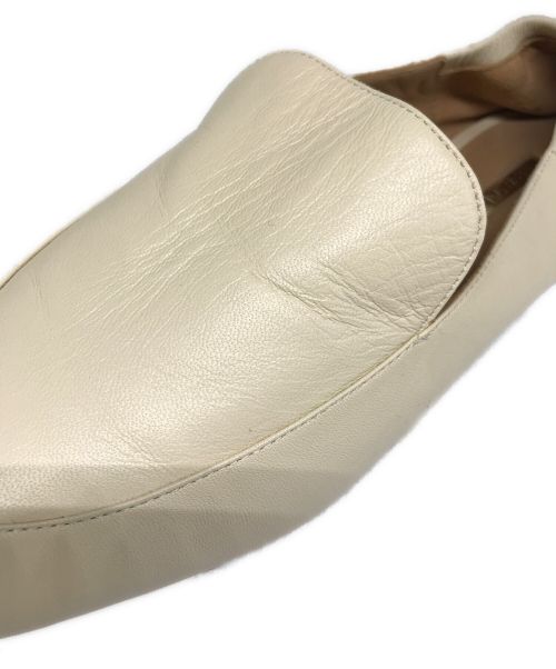 Brenta（ブレンタ）Brenta (ブレンタ) フラットスリッポン ベージュ サイズ:36の古着・服飾アイテム