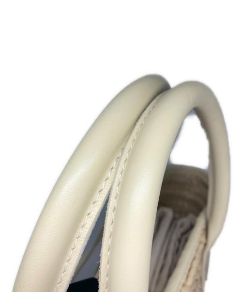 jacquemus（ジャックムス）JACQUEMUS (ジャックムス) カゴバッグ アイボリーの古着・服飾アイテム