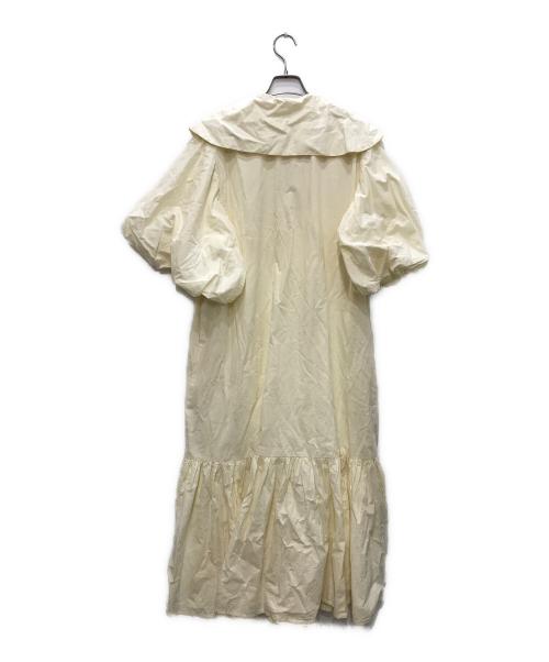 CASA FLINE（カーサフライン）CASA FLINE (カーサフライン) ワンピース ベージュ サイズ:FREEの古着・服飾アイテム