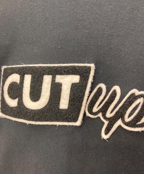 sacai（サカイ）sacai (サカイ) ’Cut up’ Embroidery T-SHIRT/カットアップ エンブロイダリー ティーシャツ ブラック サイズ:1の古着・服飾アイテム
