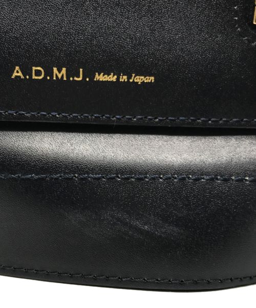 A.D.M.J.（エーディーエムジェイ）A.D.M.J. (エーディーエムジェイ) リバティソフト 撥水 バケットショルダーバッグ ネイビーの古着・服飾アイテム