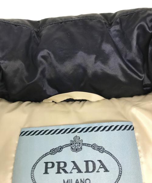 PRADA（プラダ）PRADA (プラダ) シャイニーダウンコート/29G150 ネイビー サイズ:38の古着・服飾アイテム