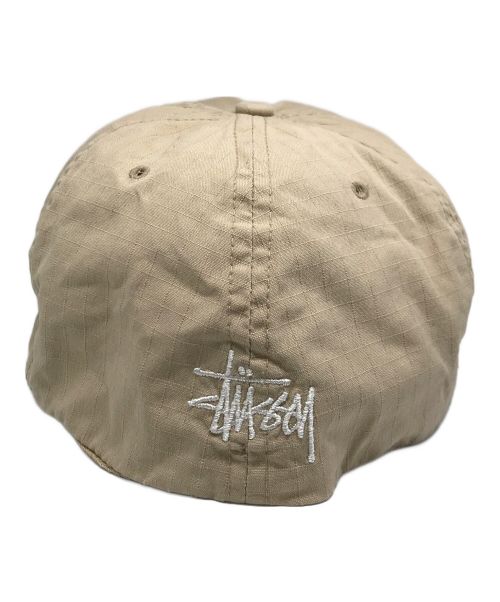 stussy（ステューシー）stussy (ステューシー) 90-00’sロゴ刺繍キャップ ベージュ サイズ:L-XLの古着・服飾アイテム