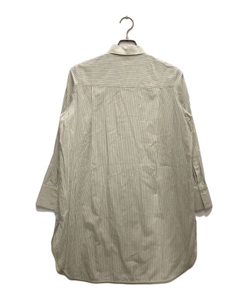 icB（アイシービー）icB (アイシービー) 【洗える】CRySiタイプライター ロングシャツ ホワイト サイズ:4 未使用品の古着・服飾アイテム