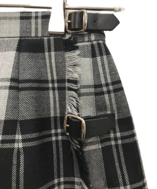 O'NEIL OF DUBLIN（オニールオブダブリン）O'NEIL OF DUBLIN (オニールオブダブリン) チェックスカート マルチカラー サイズ:36の古着・服飾アイテム