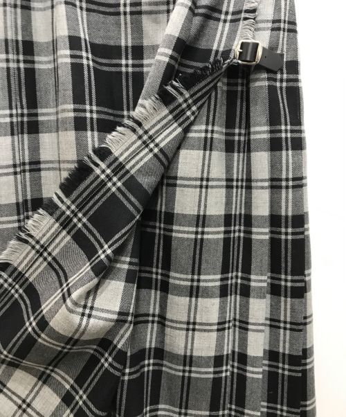 O'NEIL OF DUBLIN（オニールオブダブリン）O'NEIL OF DUBLIN (オニールオブダブリン) チェックスカート マルチカラー サイズ:36の古着・服飾アイテム