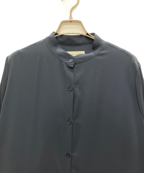 SUMISTYLE（スミスタイル）SUMISTYLE (スミスタイル) 斜めプリーツワンピース ネイビー サイズ:Freeの古着・服飾アイテム