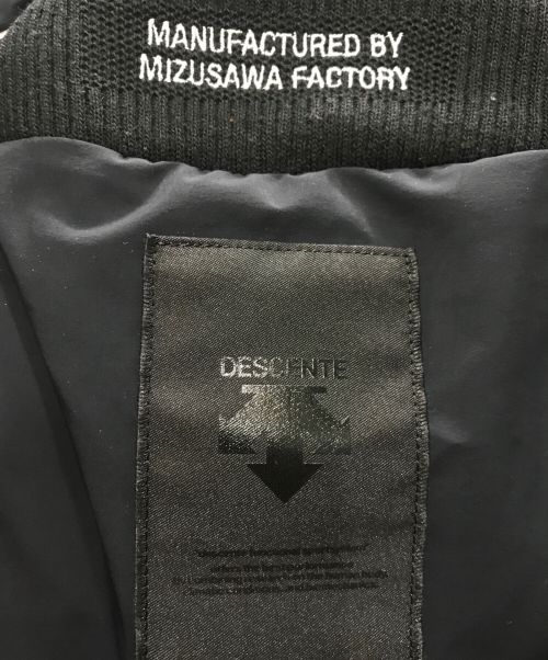 DESCENTE ALLTERRAIN（デザイント オルテライン）DESCENTE ALLTERRAIN (デザイント オルテライン) マウンテニアハーフコート ブラック サイズ:Ｓの古着・服飾アイテム