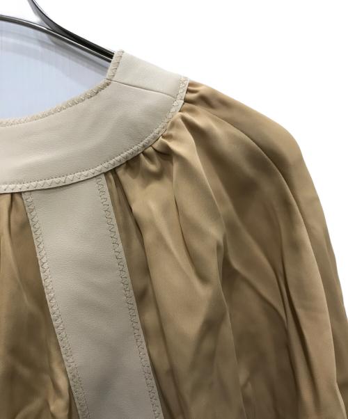 CYCLAS（シクラス）CYCLAS (シクラス) レーヨンブラウス ベージュ サイズ:Sの古着・服飾アイテム