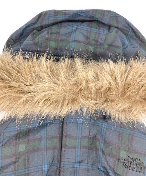 THE NORTH FACE（ザ ノース フェイス）THE NORTH FACE (ザ ノース フェイス) マウンテンダウンパーカ ネイビー×グリーン サイズ:Sの古着・服飾アイテム
