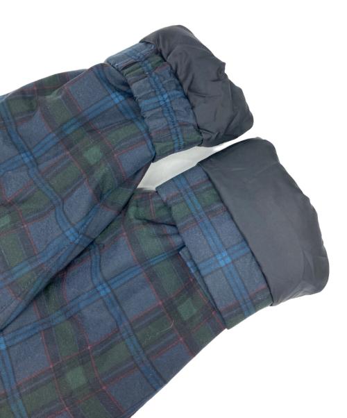 THE NORTH FACE（ザ ノース フェイス）THE NORTH FACE (ザ ノース フェイス) マウンテンダウンパーカ ネイビー×グリーン サイズ:Sの古着・服飾アイテム