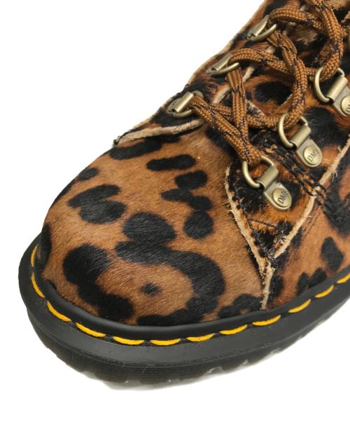 Dr.Martens（ドクターマーチン）Dr.Martens (ドクターマーチン) MIE BARTON 8ホールブーツ ブラウン サイズ:UK8/EU42/USM9の古着・服飾アイテム