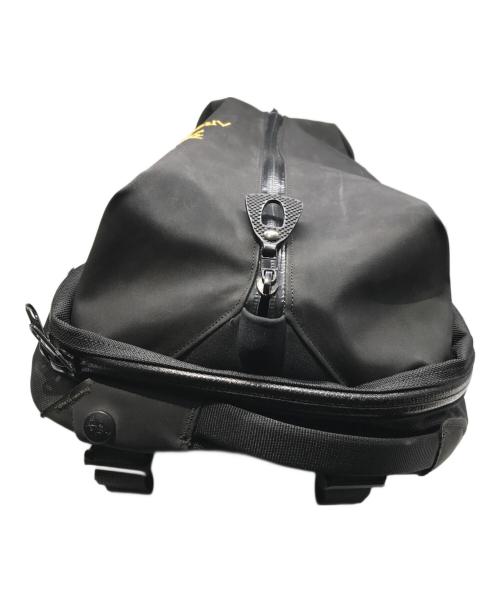 ARC'TERYX（アークテリクス）ARC'TERYX (アークテリクス) Arro 22 Backpack/アロー 22 ブラックパック ブラックの古着・服飾アイテム