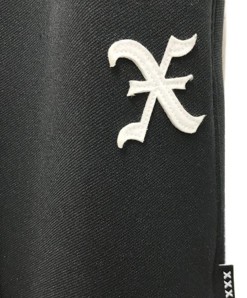 GOD SELECTION XXX（ゴッドセレクショントリプルエックス）GOD SELECTION XXX (ゴッドセレクショントリプルエックス) アップリケロゴ スウェット パンツ ブラック サイズ:XLの古着・服飾アイテム
