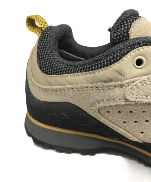 mont-bell（モンベル）mont-bell (モンベル) トレッキングシューズ ベージュ サイズ:JPN26.5の古着・服飾アイテム