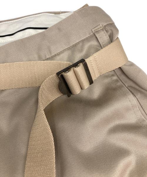 MAISON EUREKA（メゾンエウレカ）MAISON EUREKA (メゾンエウレカ) 再構築ベルテッドパンツ ベージュ サイズ:Fの古着・服飾アイテム