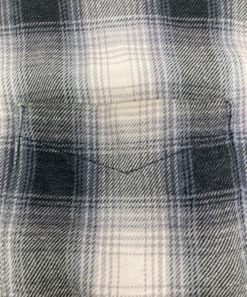 MINEDENIM（マインデニム）MINEDENIM (マインデニム) オンブレチェックシャツ グレー×ホワイト サイズ:3の古着・服飾アイテム