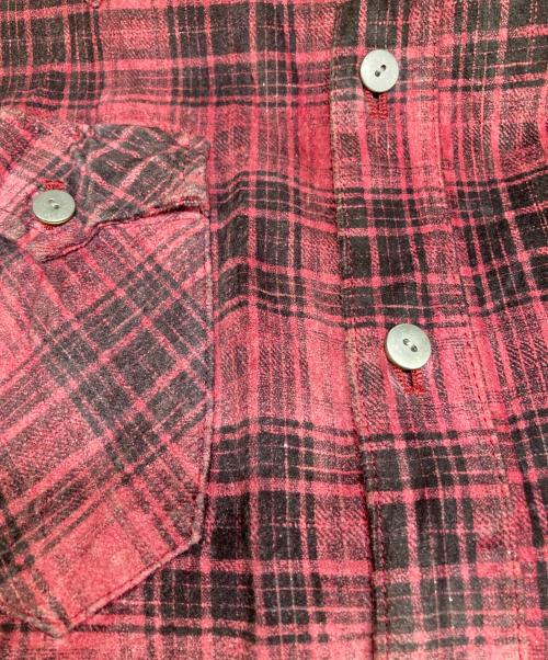 ISAMU KATAYAMA BACKLASH（イサムカタヤマ・バックラッシュ）ISAMU KATAYAMA BACKLASH (イサムカタヤマ・バックラッシュ) ピッグレザーチェックシャツ ピンク サイズ:4の古着・服飾アイテム