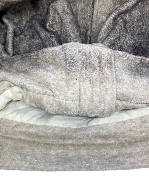 YOKE（ヨーク）YOKE (ヨーク) 別注 LOOSED ZIP BLOUSON/別注 ルーズ ジップ ブルゾン グレー×ベージュ サイズ:2の古着・服飾アイテム