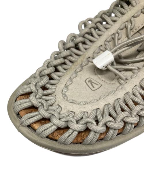 KEEN（キーン）KEEN (キーン) UNEEK 2 CONVERTIBLE/ユニーク ツー コンバーチブル ベージュ サイズ:USM10/UK9/EUR44/cm28/EU43の古着・服飾アイテム