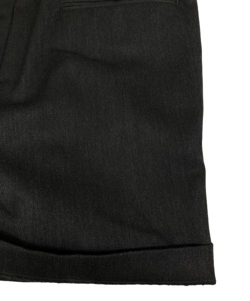 JOHN LAWRENCE SULLIVAN（ジョン ローレンス サリバン）JOHN LAWRENCE SULLIVAN (ジョン ローレンス サリバン) WOOL GABARDINE ZIP SHORTS ブラック サイズ:46の古着・服飾アイテム