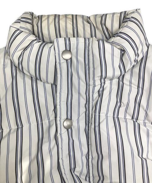 stussy（ステューシー）stussy (ステューシー) STRIPE DOWN PUFFER JACKET/ストライプ ダウン パファー ジャケット ホワイト サイズ:Mの古着・服飾アイテム