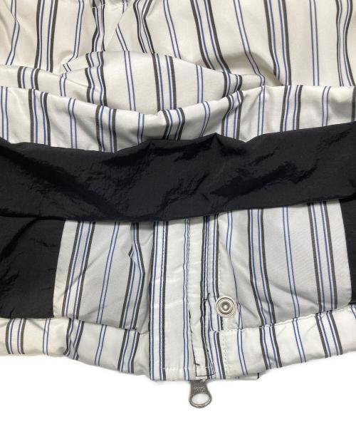 stussy（ステューシー）stussy (ステューシー) STRIPE DOWN PUFFER JACKET/ストライプ ダウン パファー ジャケット ホワイト サイズ:Mの古着・服飾アイテム