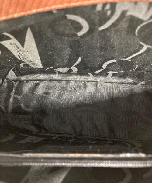 Salvatore Ferragamo（サルヴァトーレ フェラガモ）Salvatore Ferragamo (サルヴァトーレ フェラガモ) 2WAYショルダーバッグ ブラウンの古着・服飾アイテム