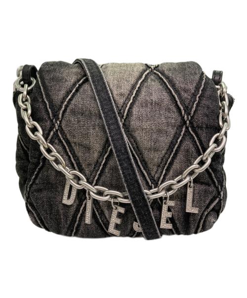 DIESEL（ディーゼル）DIESEL (ディーゼル) ロゴチャーム付きデニムキルティングショルダーバッグ グレーの古着・服飾アイテム