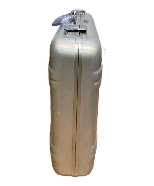 ZERO HALLIBURTON（ゼロ ハリバートン）ZERO HALLIBURTON (ゼロハリバートン) アタッシュケース シルバーの古着・服飾アイテム